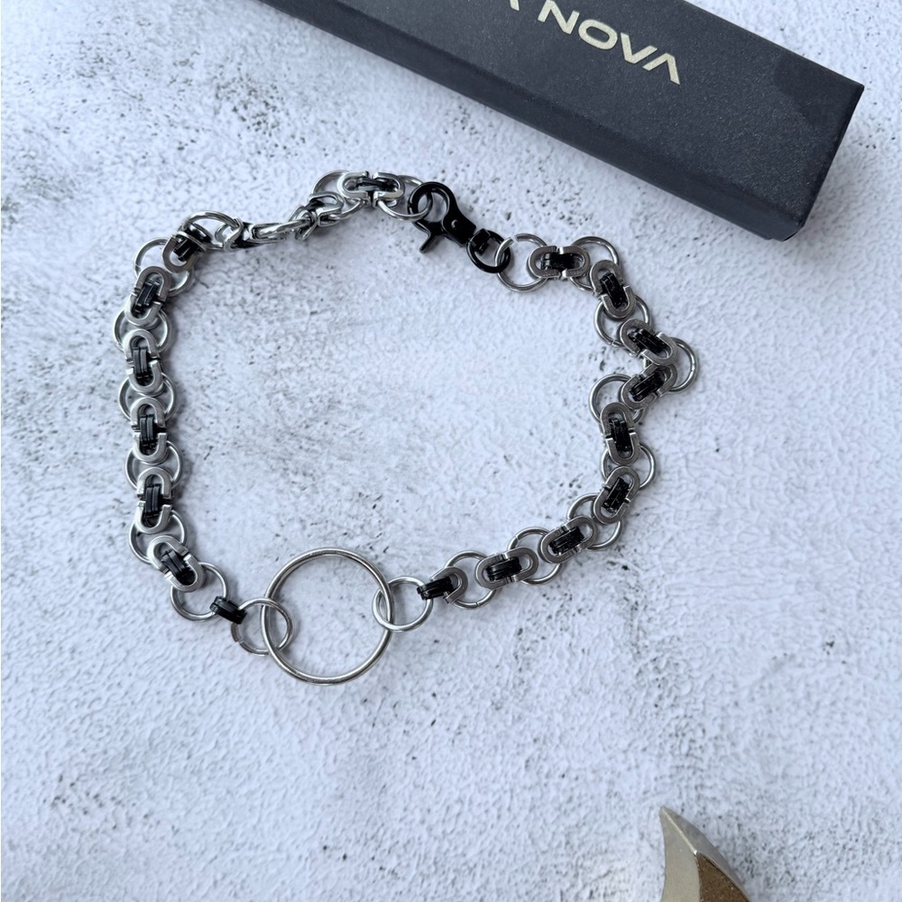 Gods of Enthru Black and Silver Choker
